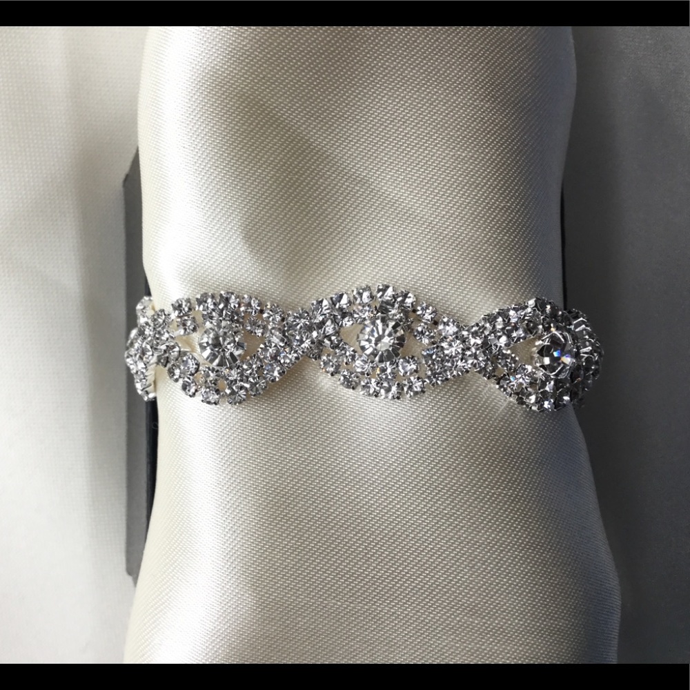 Silver Crystal Rhinestone Infinity Bangle Bracelet